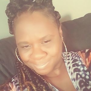 Meet your Posher, Lavonica